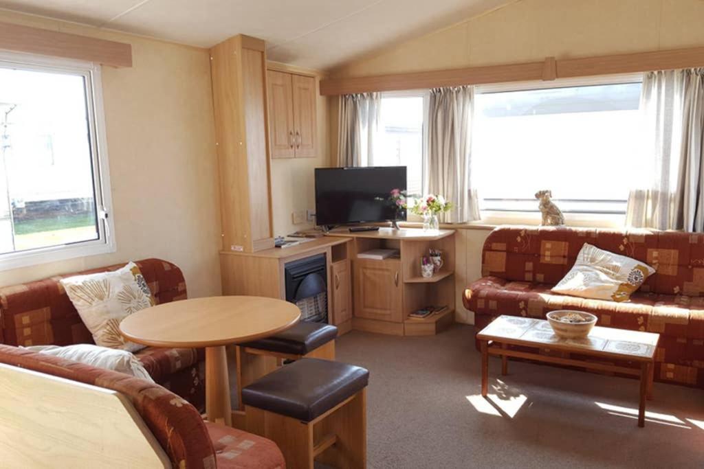Sea Breeze Holiday Van, Close To Beach - Pets Go Free Heacham Extérieur photo
